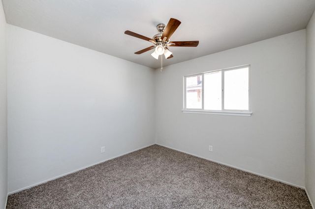 2605 E Sussex Way, Fresno, CA 93726