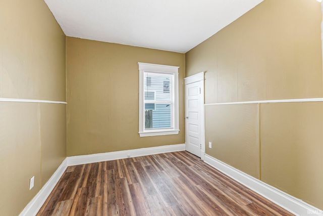 1310 Kinyon Street, South Bend, IN 46616
