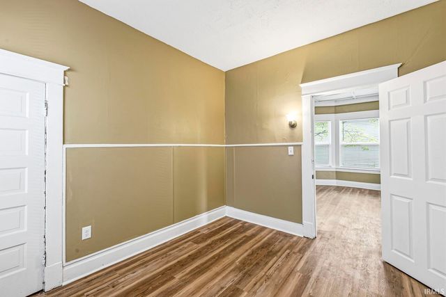 1310 Kinyon Street, South Bend, IN 46616