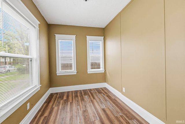1310 Kinyon Street, South Bend, IN 46616