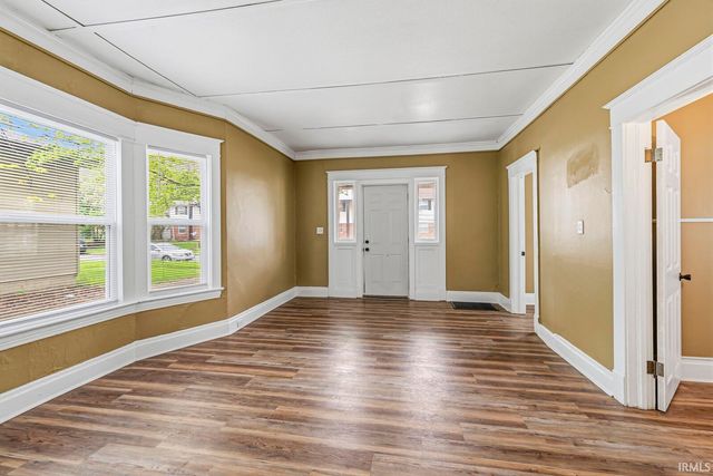 1310 Kinyon Street, South Bend, IN 46616