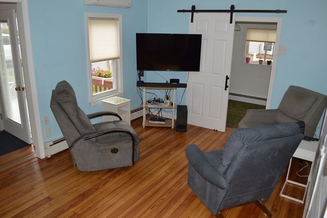 17 Bungalow Ln, Wareham, MA 02532