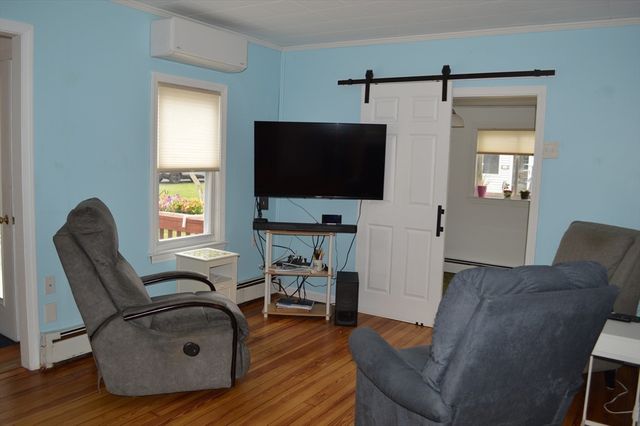 17 Bungalow Ln, Wareham, MA 02532