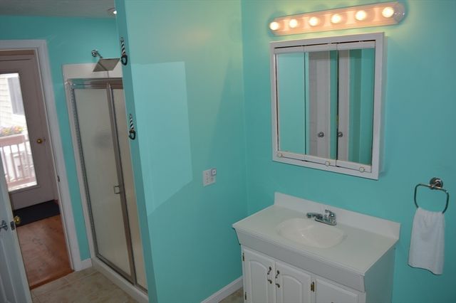 17 Bungalow Ln, Wareham, MA 02532