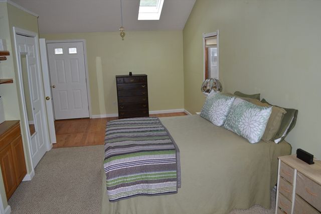 17 Bungalow Ln, Wareham, MA 02532