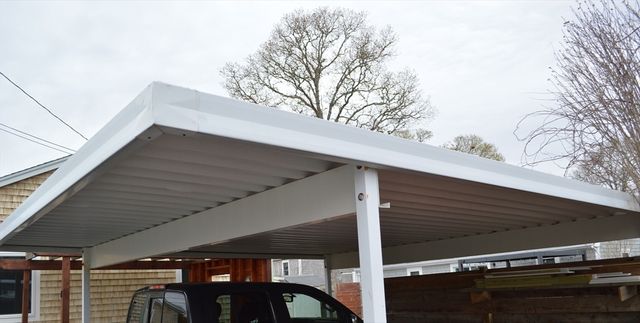 17 Bungalow Ln, Wareham, MA 02532