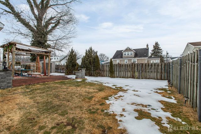 112 W Willow W Street, Colonia, NJ 07067