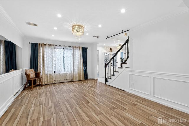 112 W Willow W Street, Colonia, NJ 07067