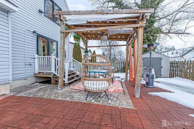 112 W Willow W Street, Colonia, NJ 07067