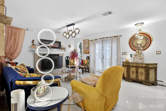 112 W Willow W Street, Colonia, NJ 07067