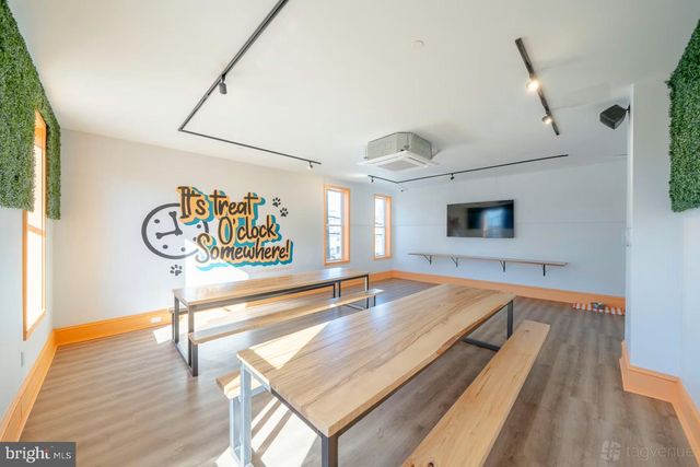 2633 POPLAR ST, Philadelphia, PA 19130