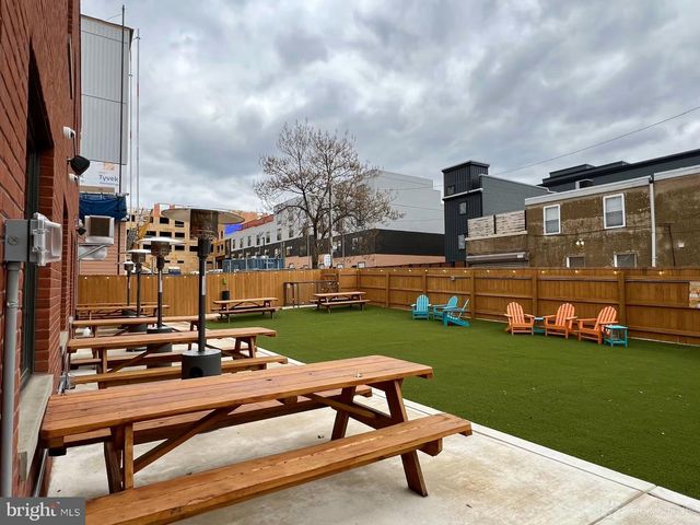 2633 POPLAR ST, Philadelphia, PA 19130