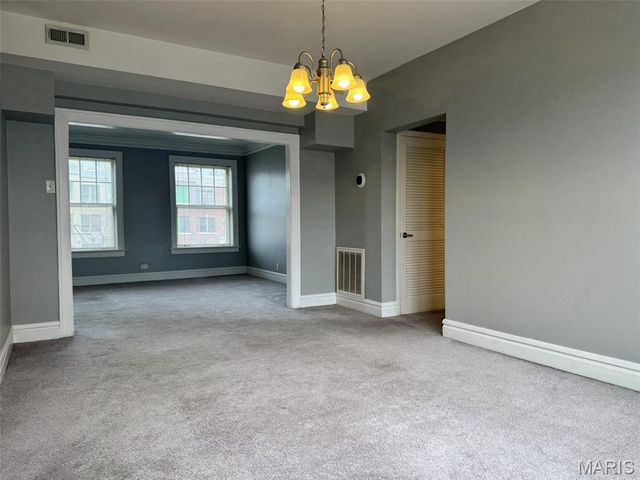 5510 Waterman Boulevard 201, St Louis, MO 63112