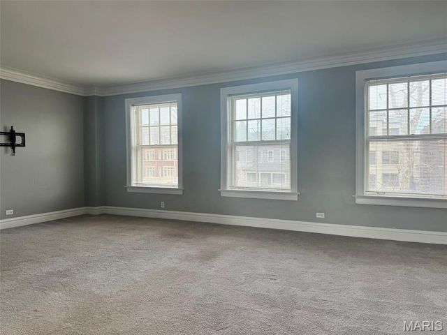 5510 Waterman Boulevard 201, St Louis, MO 63112