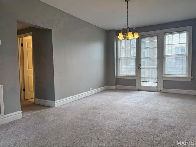 5510 Waterman Boulevard 201, St Louis, MO 63112