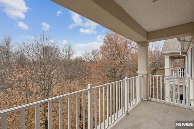 911 Holly Lane, Cedar Grove, NJ 07009