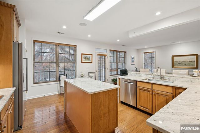 911 Holly Lane, Cedar Grove, NJ 07009