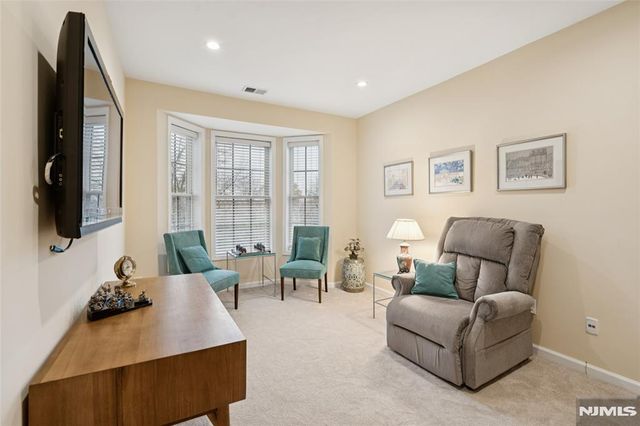 911 Holly Lane, Cedar Grove, NJ 07009