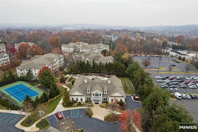 911 Holly Lane, Cedar Grove, NJ 07009