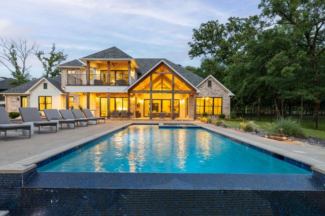 201 Sandpiper Drive, Mabank, TX 75156