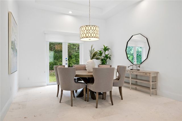 20 Strand Drive, Vero Beach, FL 32963