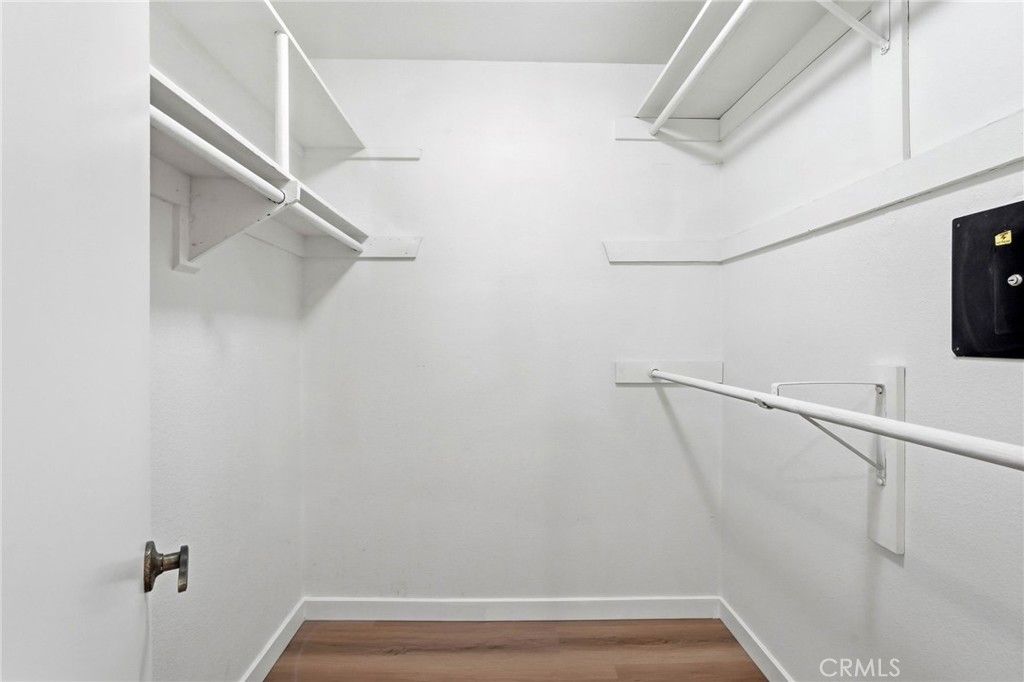 Image 27 of property listing at 18130 Andrea Circle N 4, Northridge, CA 91325