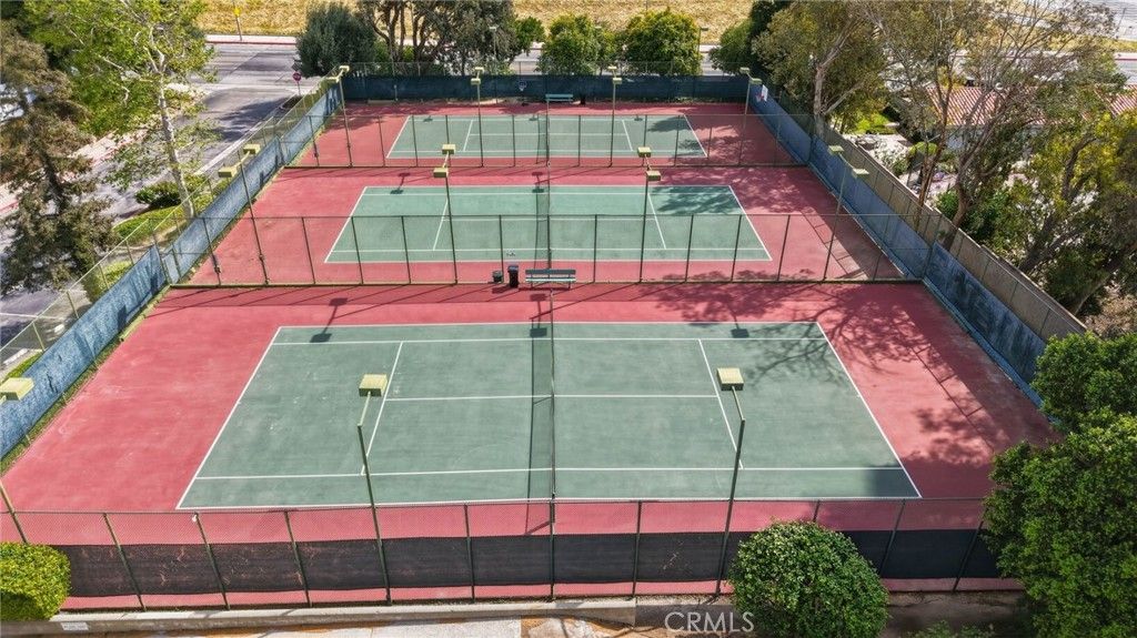 Image 53 of property listing at 18130 Andrea Circle N 4, Northridge, CA 91325