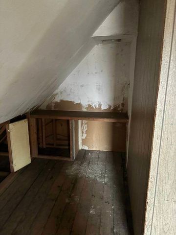 2469 E 74th Street, Chicago, IL 60649