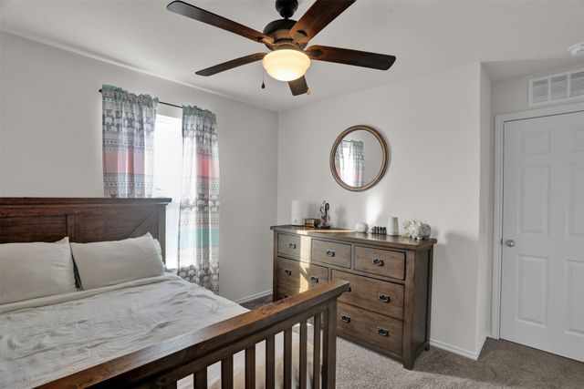 1340 Waggoner Drive, Aubrey, TX 76227