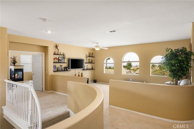 833 W Orange Heights, Corona, CA 92882