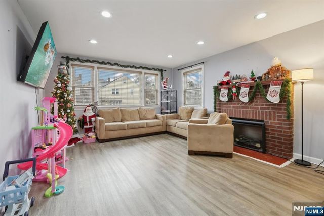 5 Cedar Street, North Arlington, NJ 07031