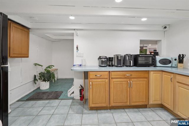 5 Cedar Street, North Arlington, NJ 07031