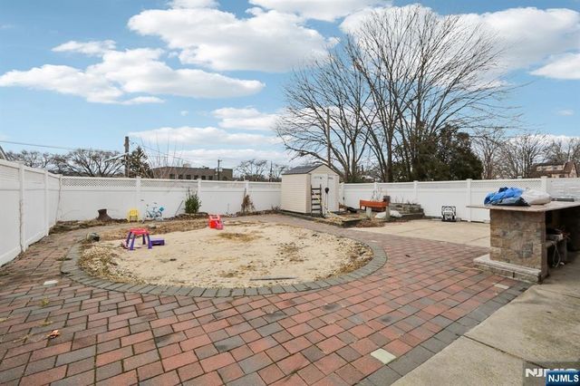 5 Cedar Street, North Arlington, NJ 07031