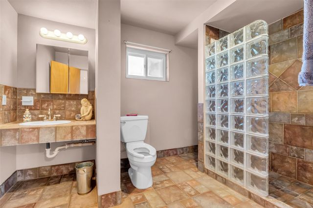 32134 Robin Lane, Waller, TX 77484