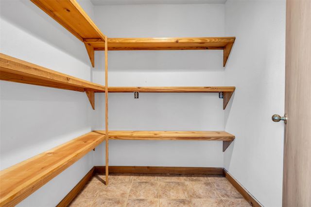 32134 Robin Lane, Waller, TX 77484