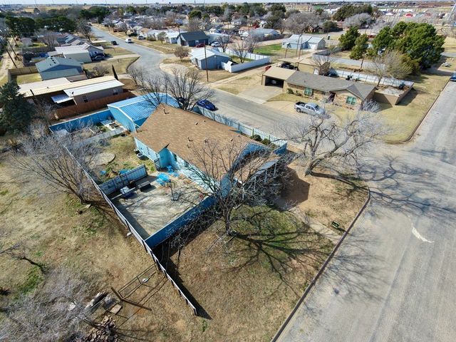 909 N St. Paul, Stanton, TX 79782