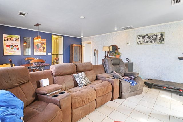 909 N St. Paul, Stanton, TX 79782