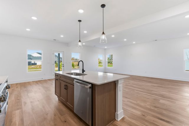 2922 Watercourse Court, Nashville, TN 37214