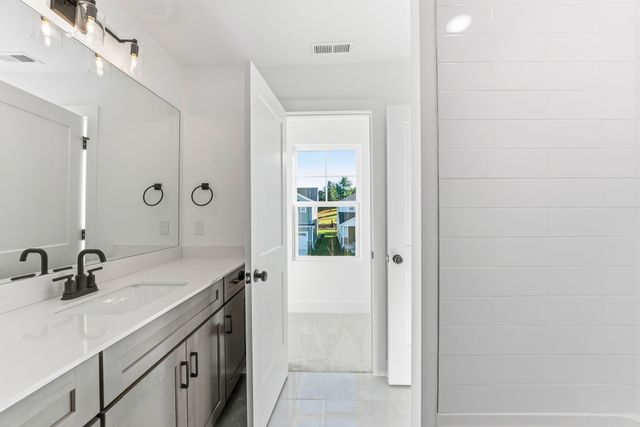 2922 Watercourse Court, Nashville, TN 37214