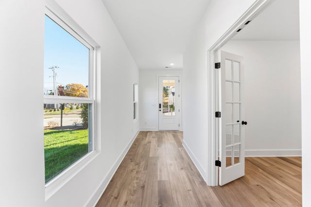 2922 Watercourse Court, Nashville, TN 37214