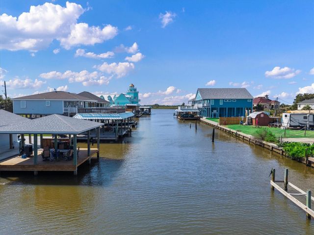 1295 N Crystal Beach Road, Crystal Beach, TX 77650