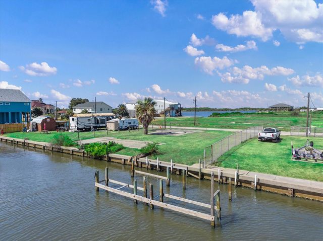 1295 N Crystal Beach Road, Crystal Beach, TX 77650