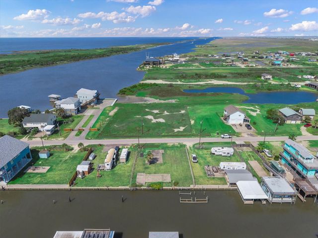 1295 N Crystal Beach Road, Crystal Beach, TX 77650