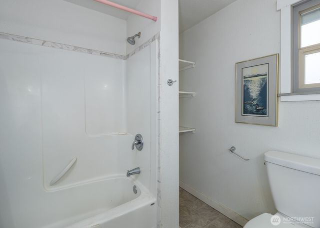 1111 W 15th Street, Port Angeles, WA 98363