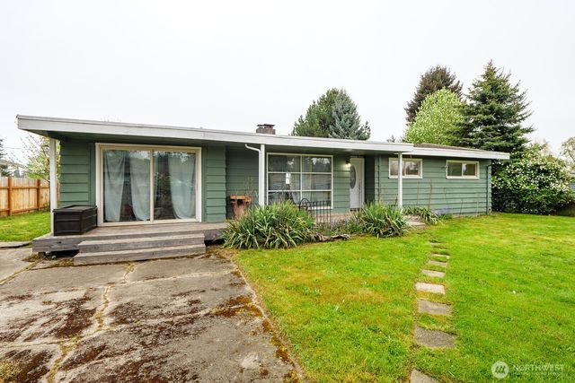 1111 W 15th Street, Port Angeles, WA 98363
