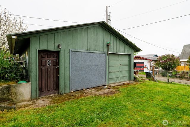 1111 W 15th Street, Port Angeles, WA 98363