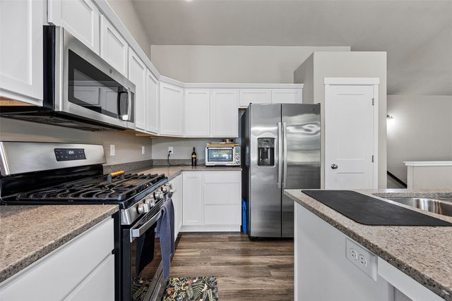 850 Aiden Street, Iowa City, IA 52245
