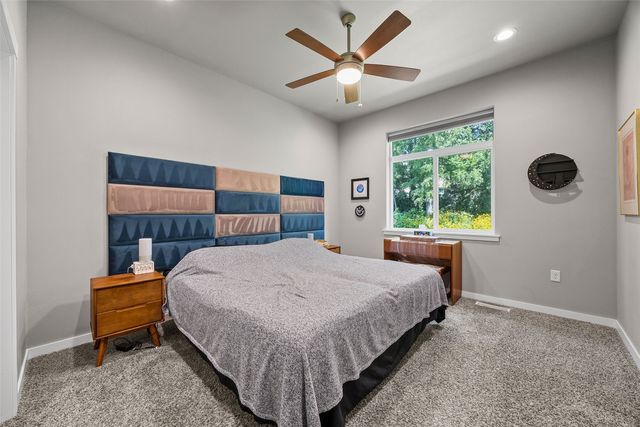 850 Aiden Street, Iowa City, IA 52245