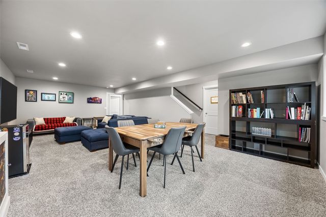 850 Aiden Street, Iowa City, IA 52245