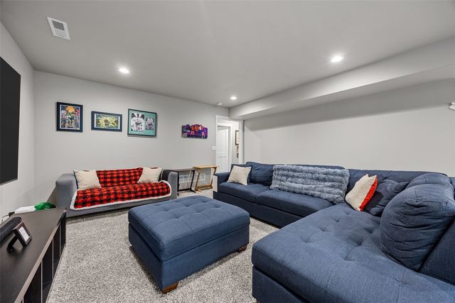 850 Aiden Street, Iowa City, IA 52245